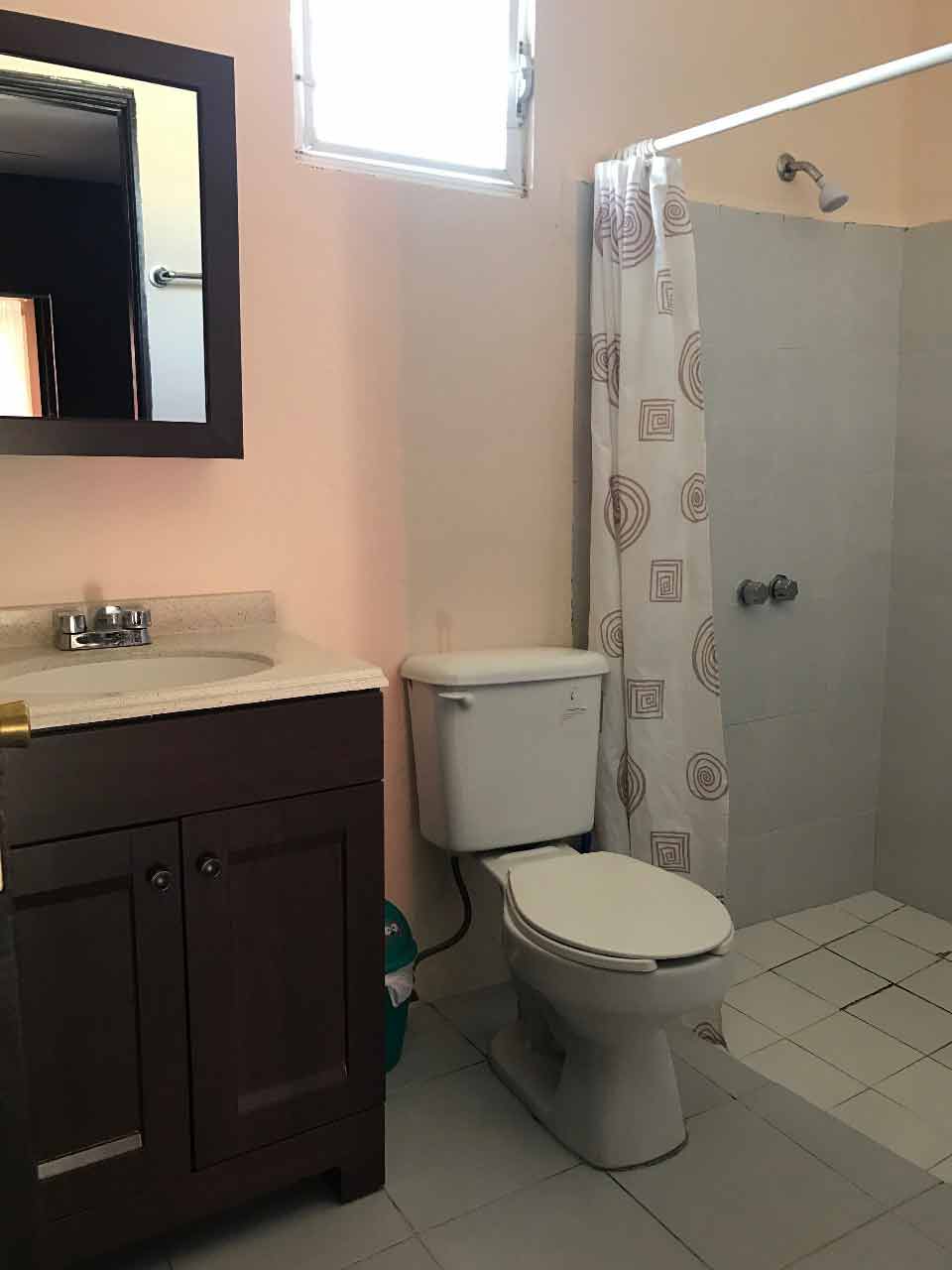 apartment-bathroom-downtown-playa-del-carmen-for-rent