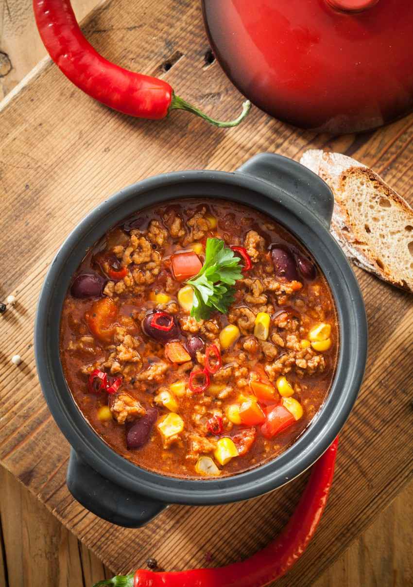A slow cooker full of delicious chili.