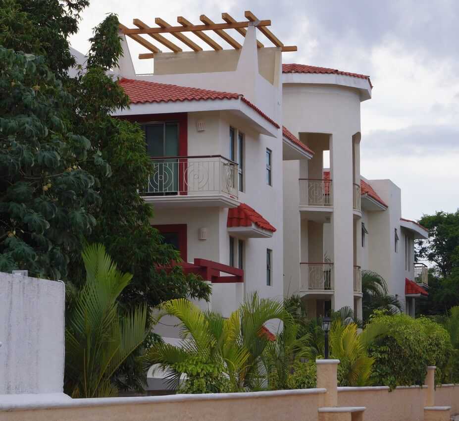 A large house for rent inside Playacar.
